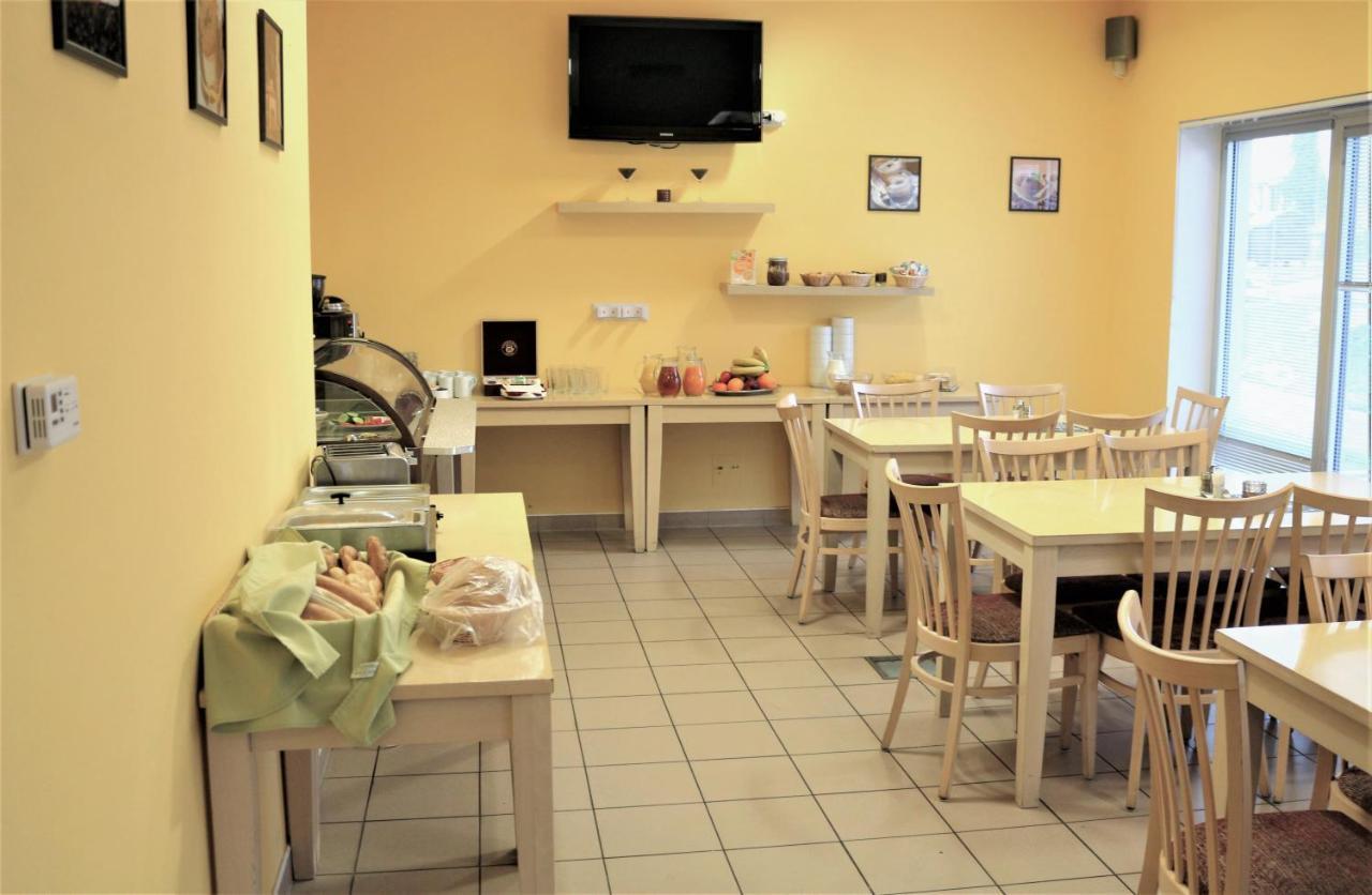 佩特拉酒店 利贝雷茨 外观 照片
